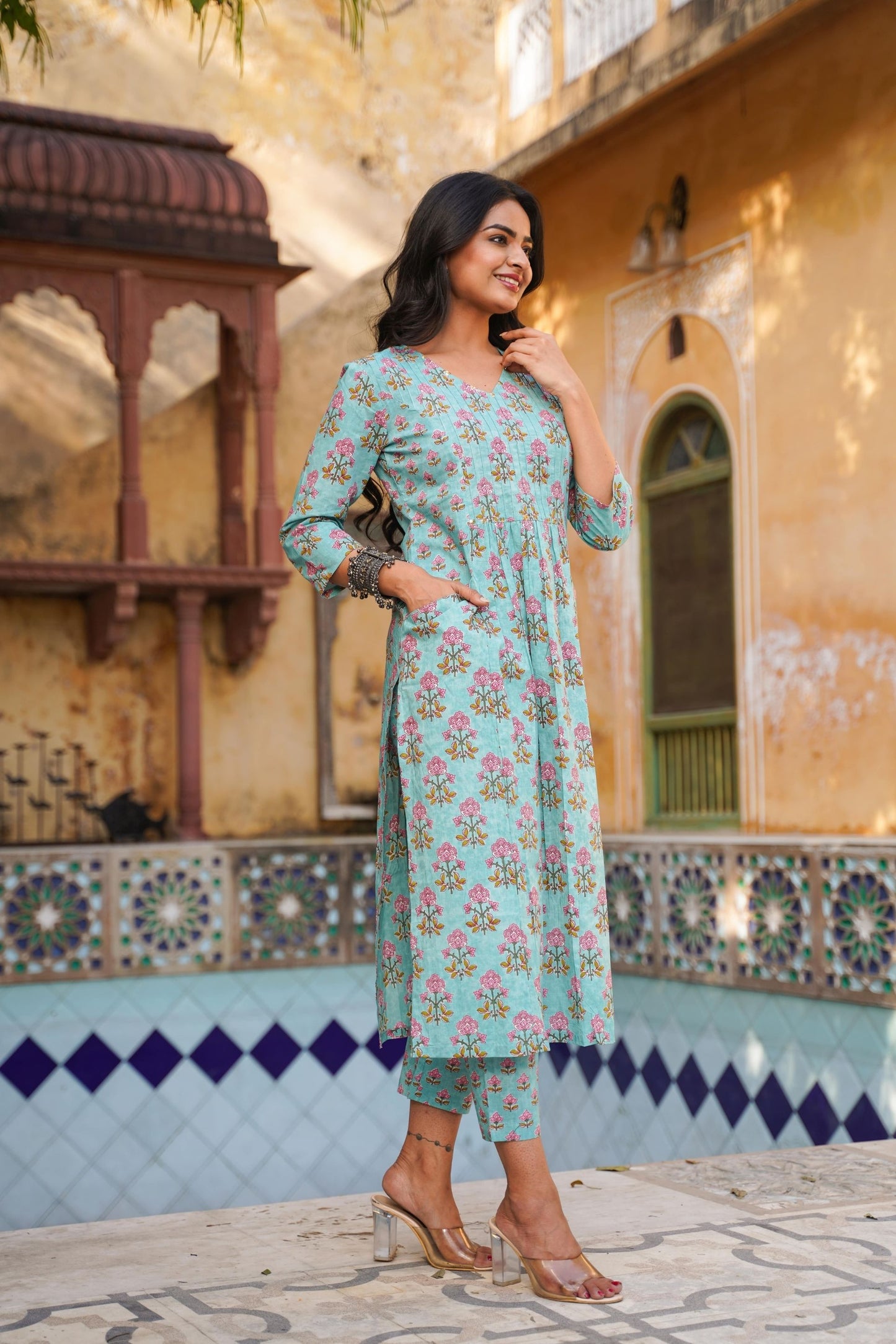 ENCHANTED HAND PRINTED KURTA PANT SET