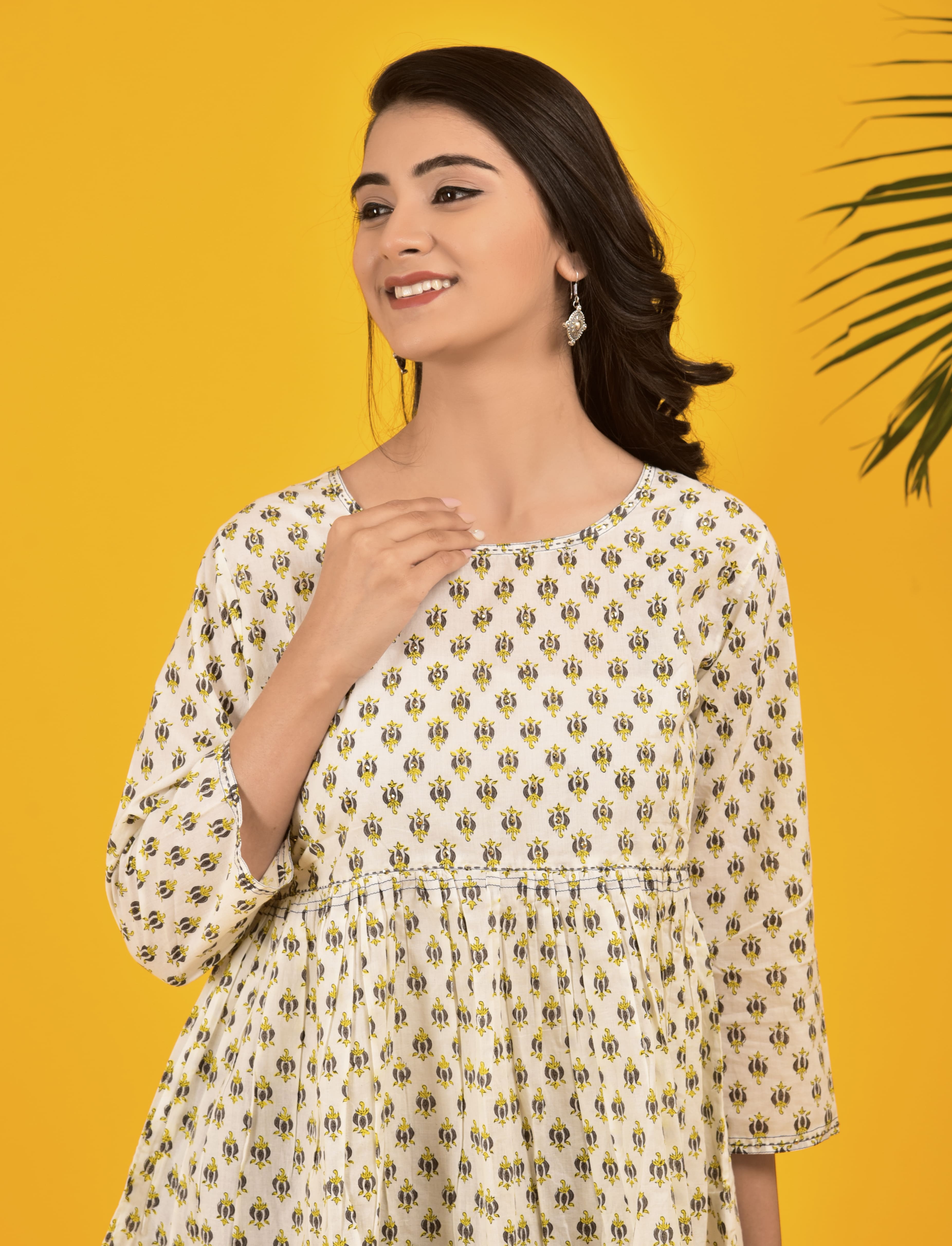 Block Print White Petite Flowers Top