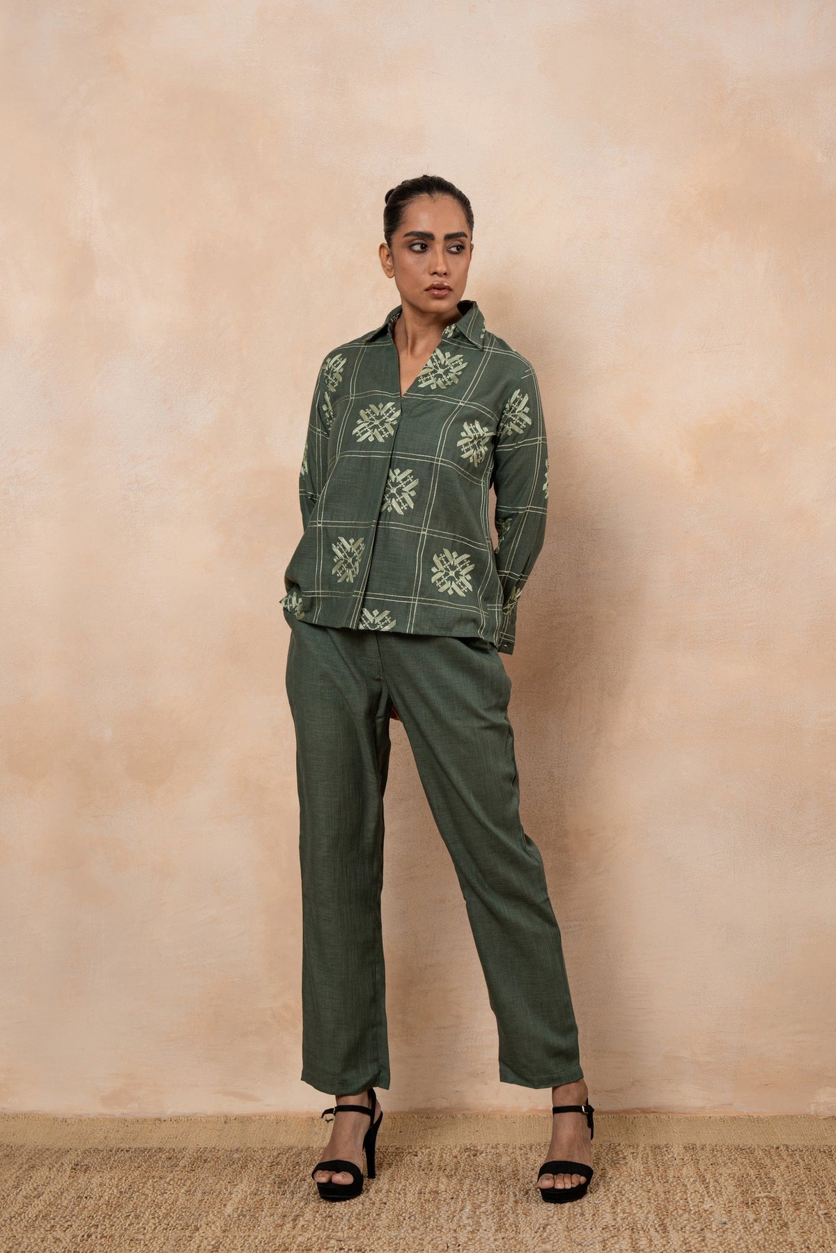 Fern Green Embroidered cotton viscose Formal Shirt with Trousers