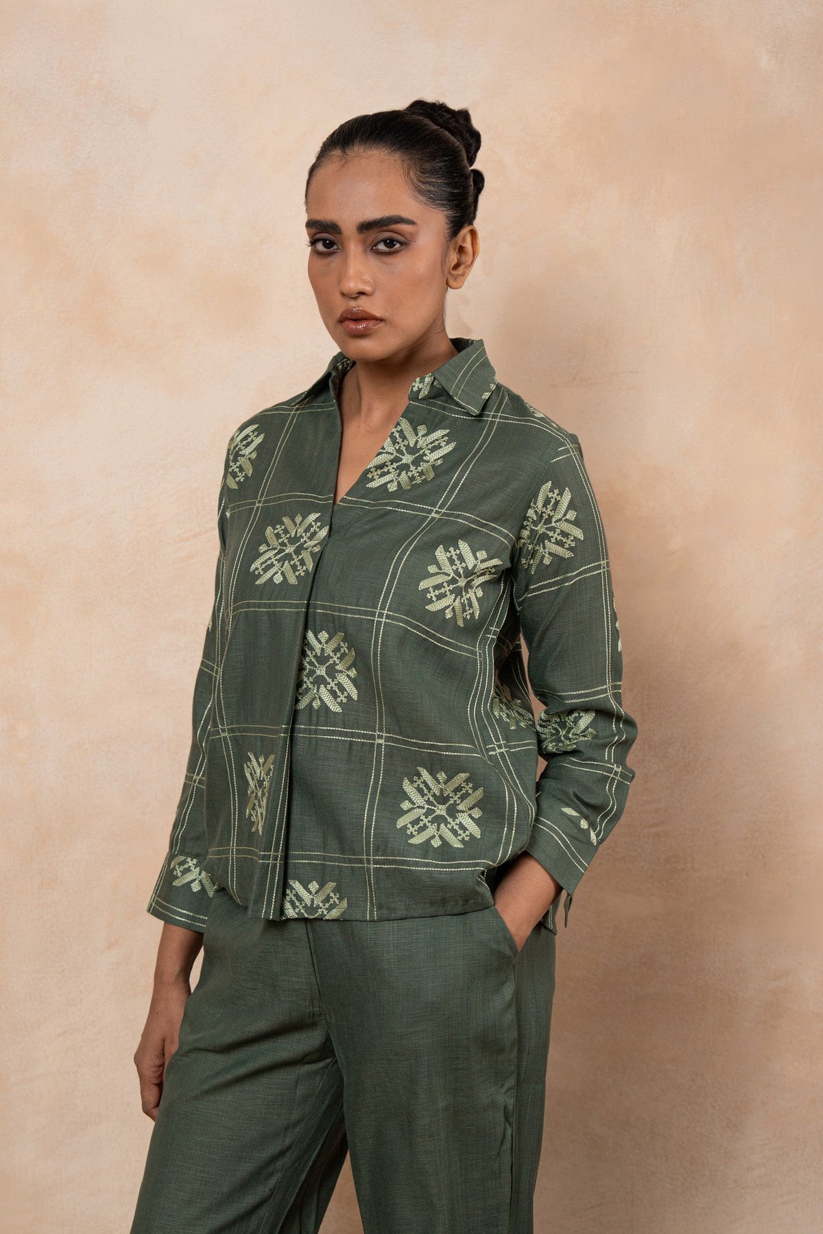 Fern Green Embroidered cotton viscose Formal Shirt with Trousers