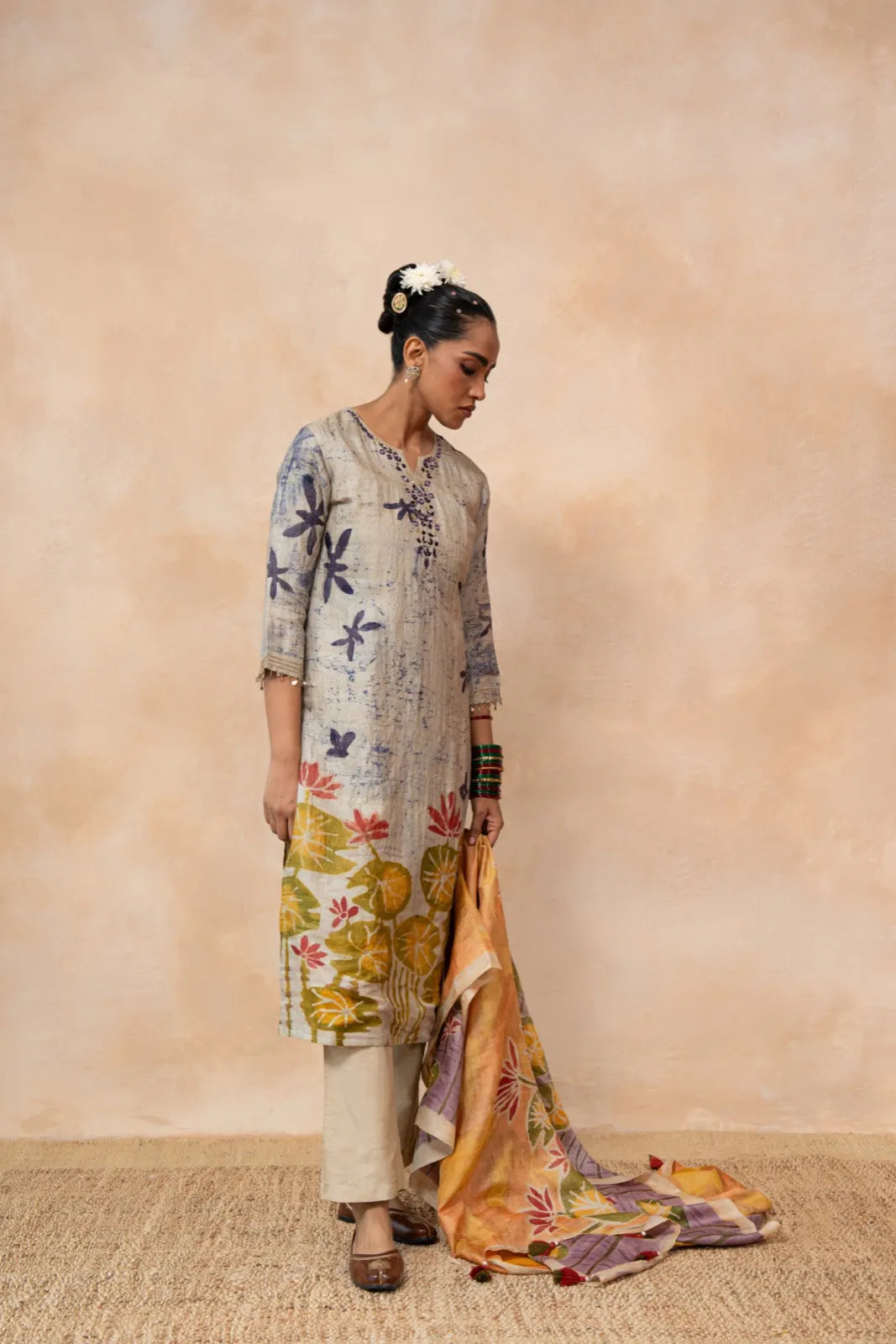 Kamalini – Grey Hand Batik Tussar Silk Kurta Set with Dupatta