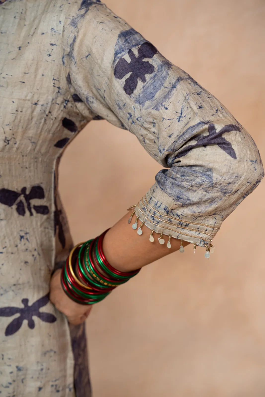 Kamalini – Grey Hand Batik Tussar Silk Kurta Set with Dupatta