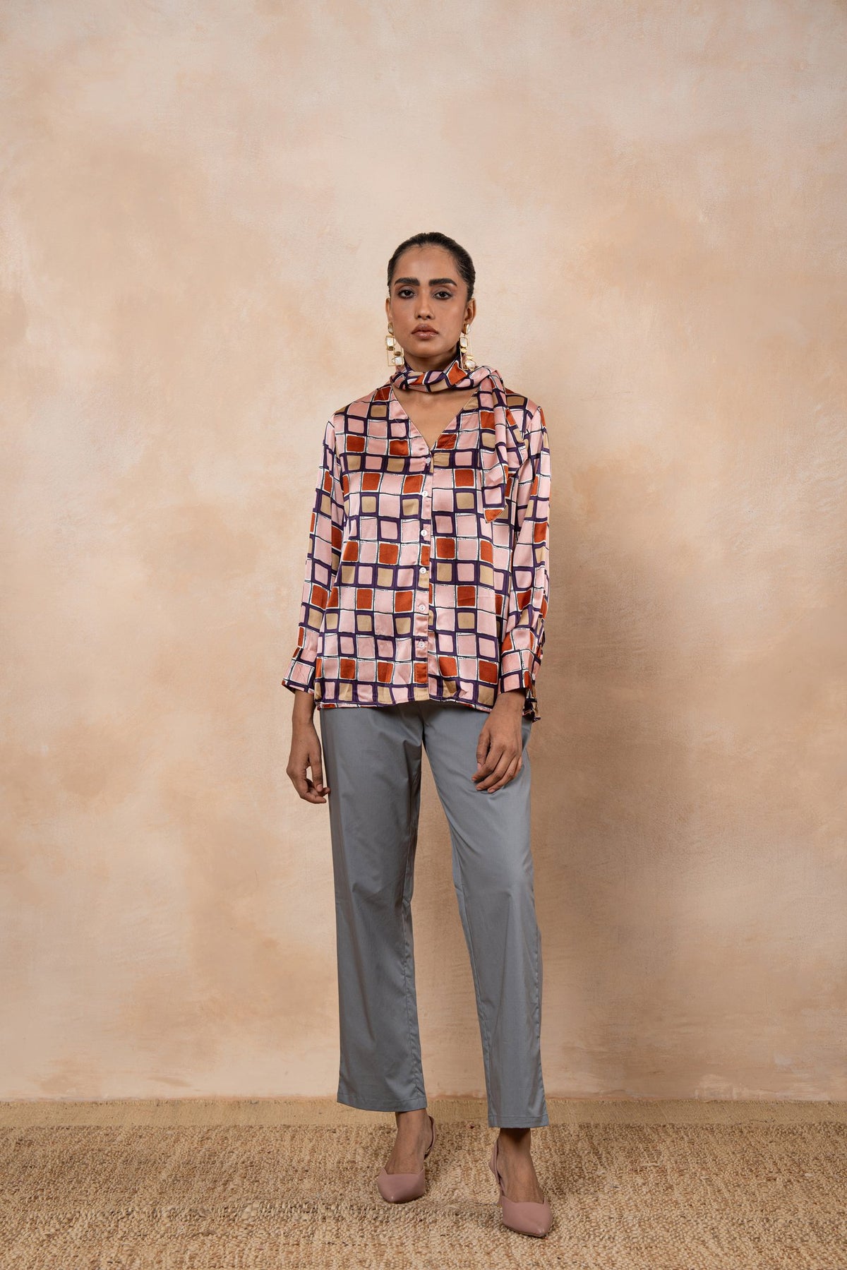 Marlowe – Printed Satin Tie-Neck Shirt with Grey Poplin Trousers